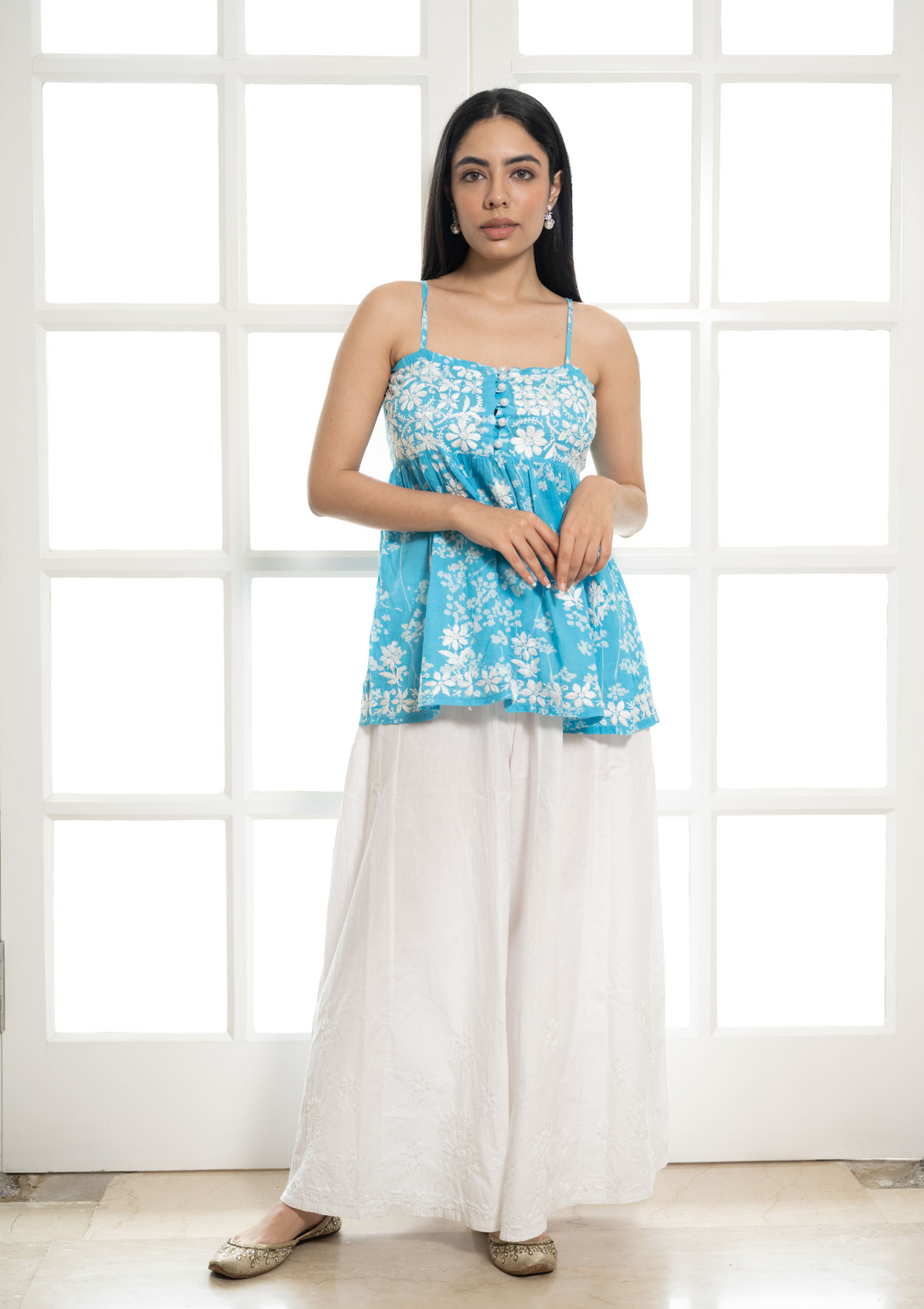 Zainab Mulmul Short Sleeveless Kurta in Blue colour.