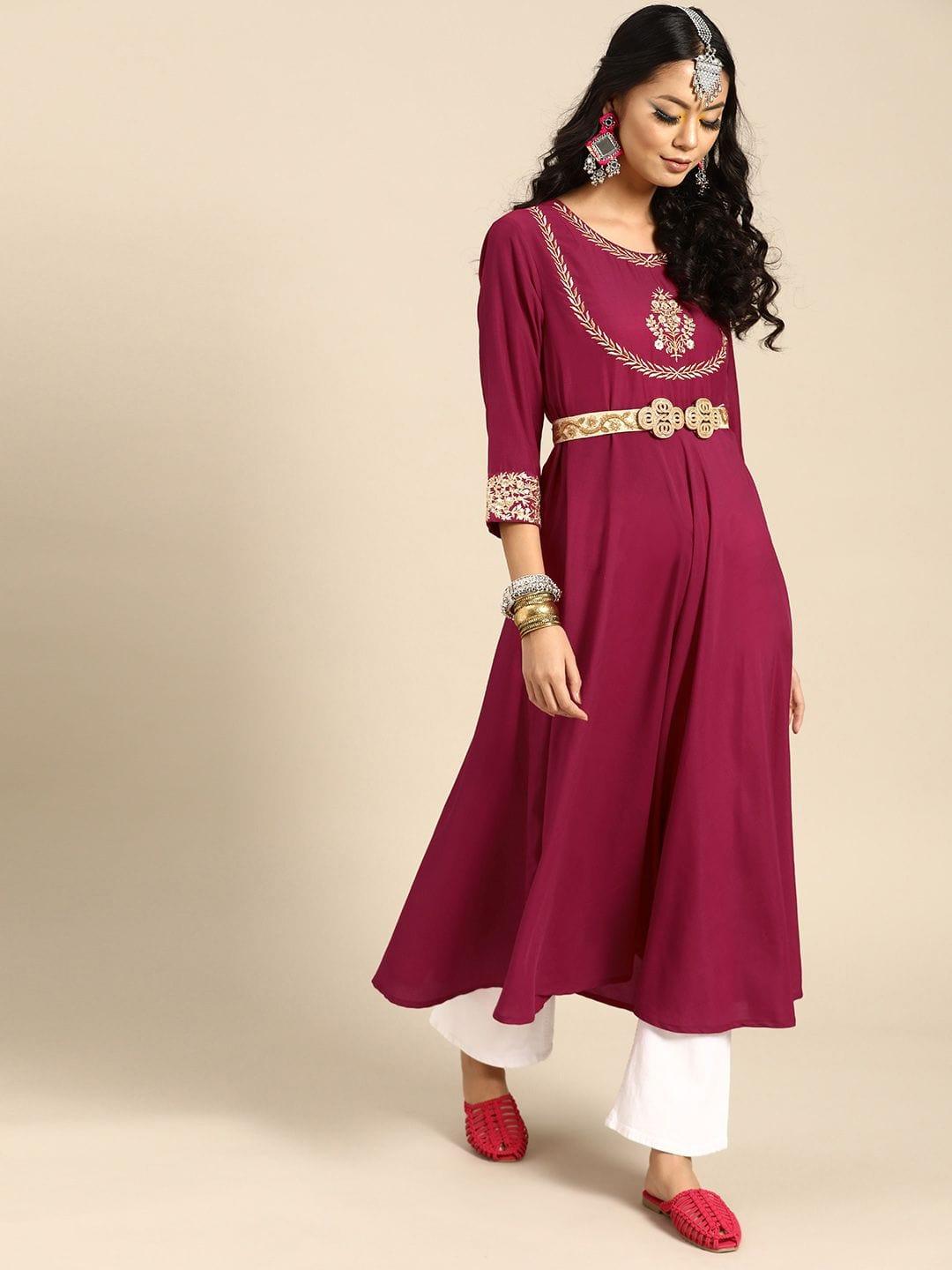 Women Magenta Embroidered Round Neck Kurta - Indiakreations