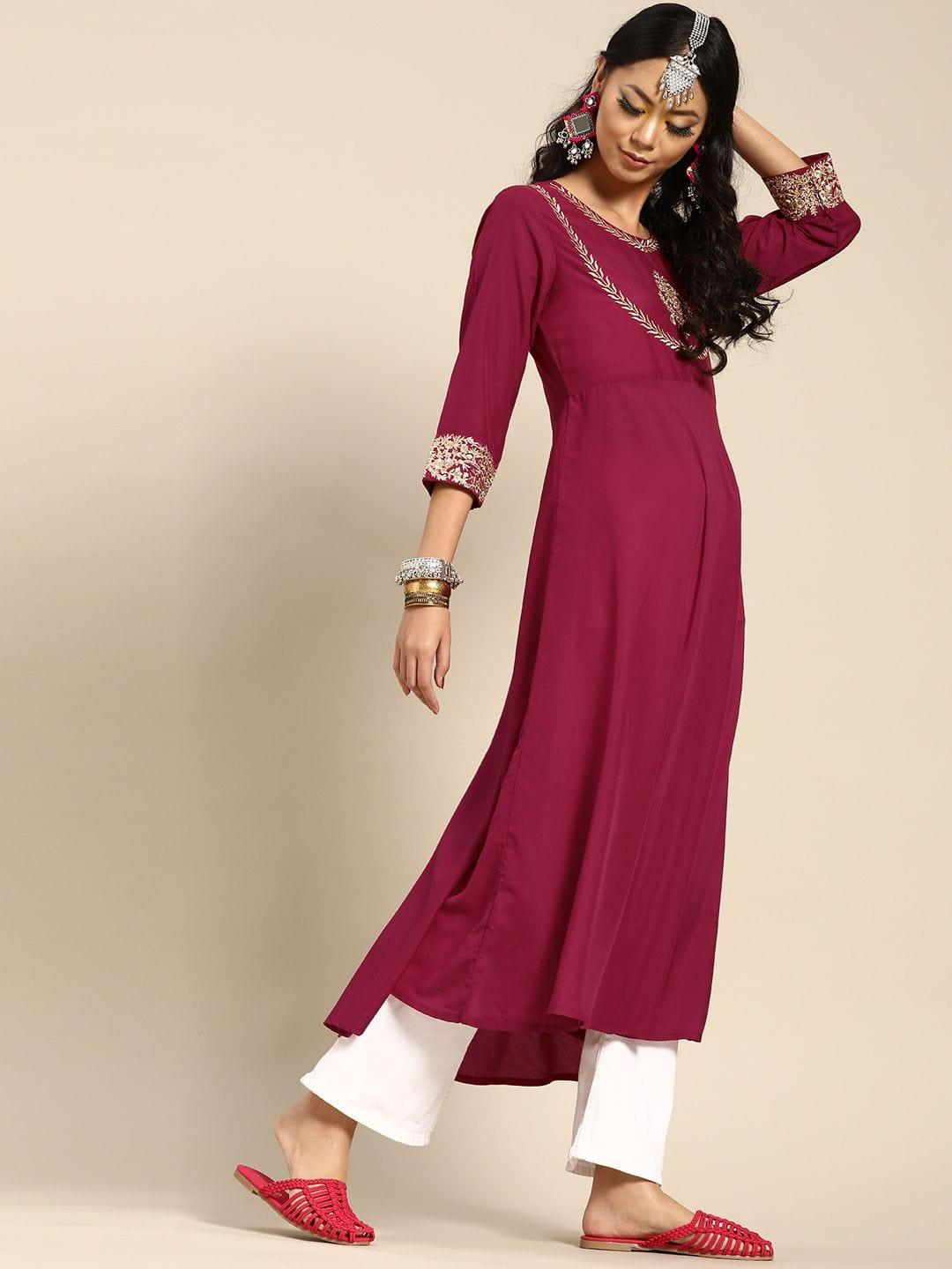 Women Magenta Embroidered Round Neck Kurta - Indiakreations