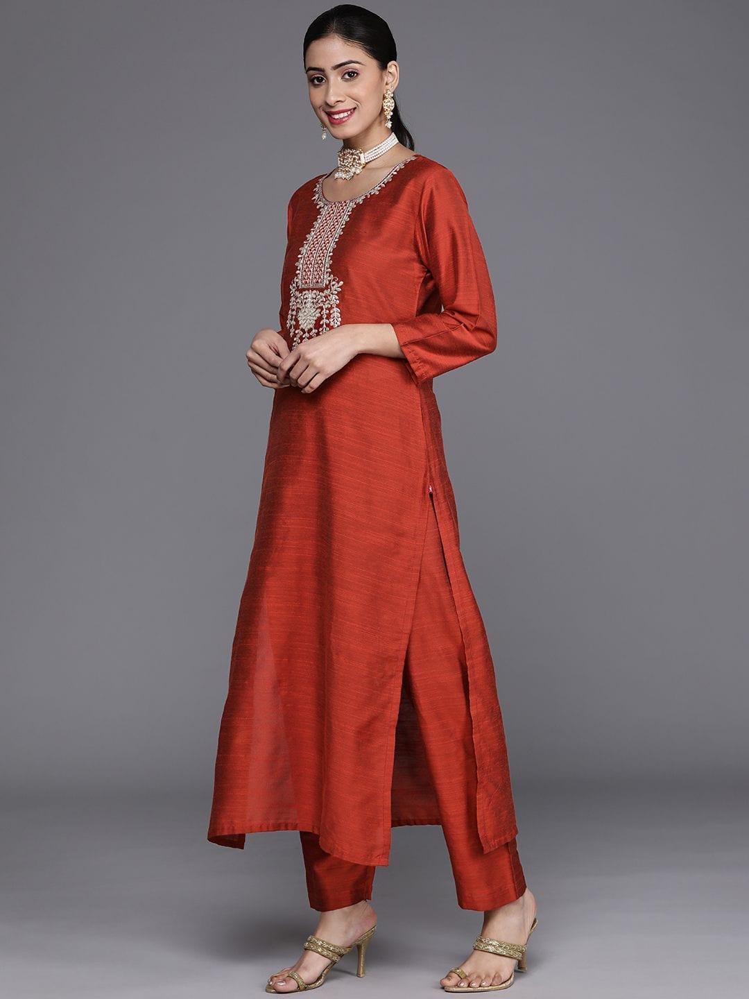 Varanga women embroidered kurta paired with pant and printed dupatta with zari fringes - Indiakreations