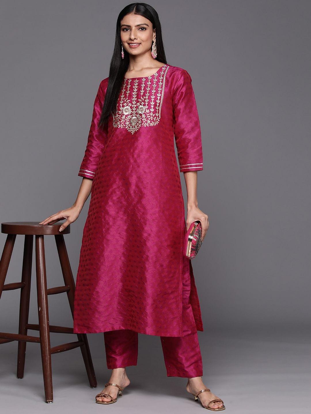 Varanga pink embroidered kurta paired with straight bottom - Indiakreations