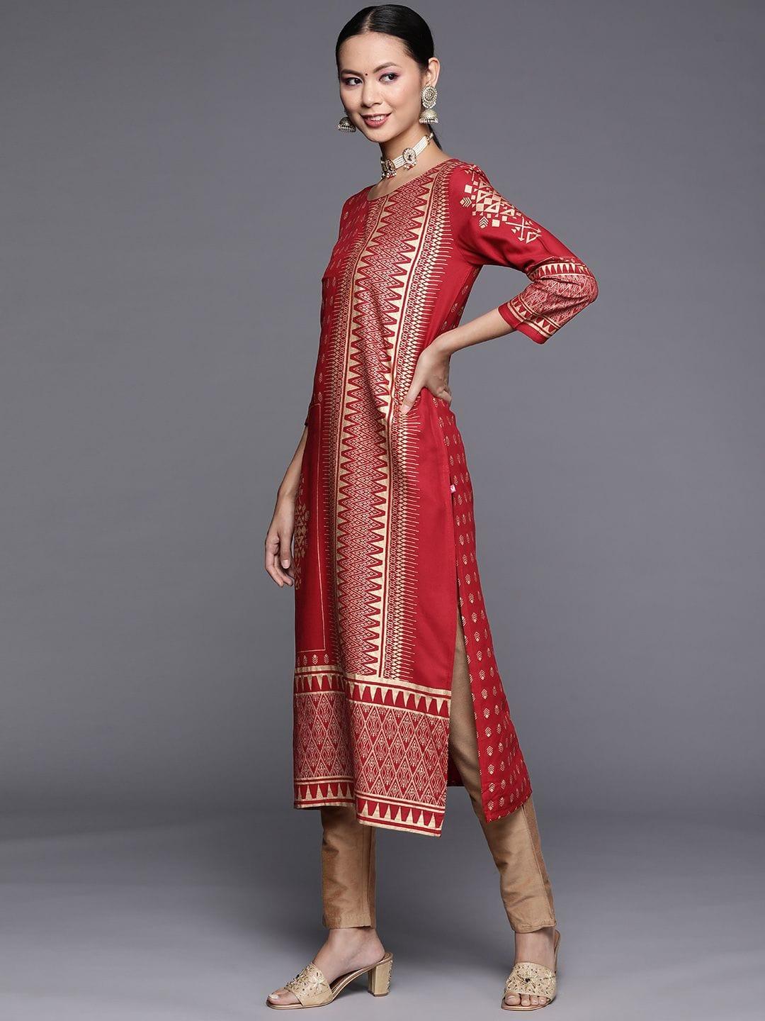 Women Maroon Printed Straight Kurta - Indiakreations