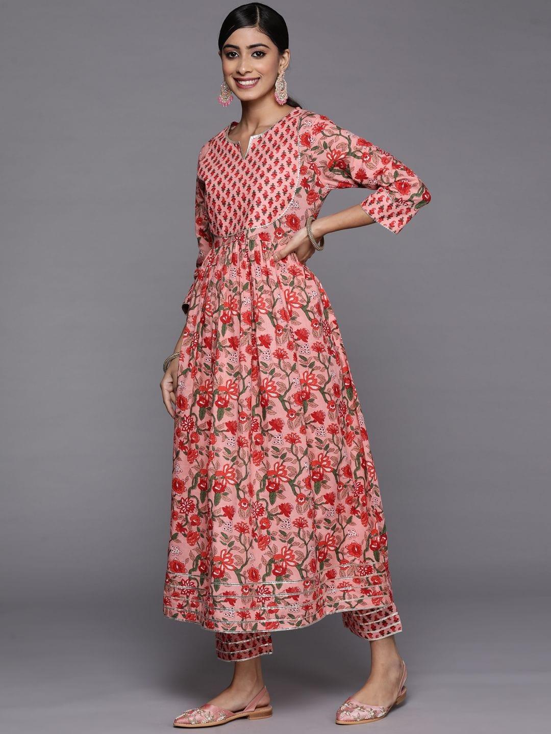 Varanga peach floral kurta with printed bottom and tonal chiffon dupatta - Indiakreations