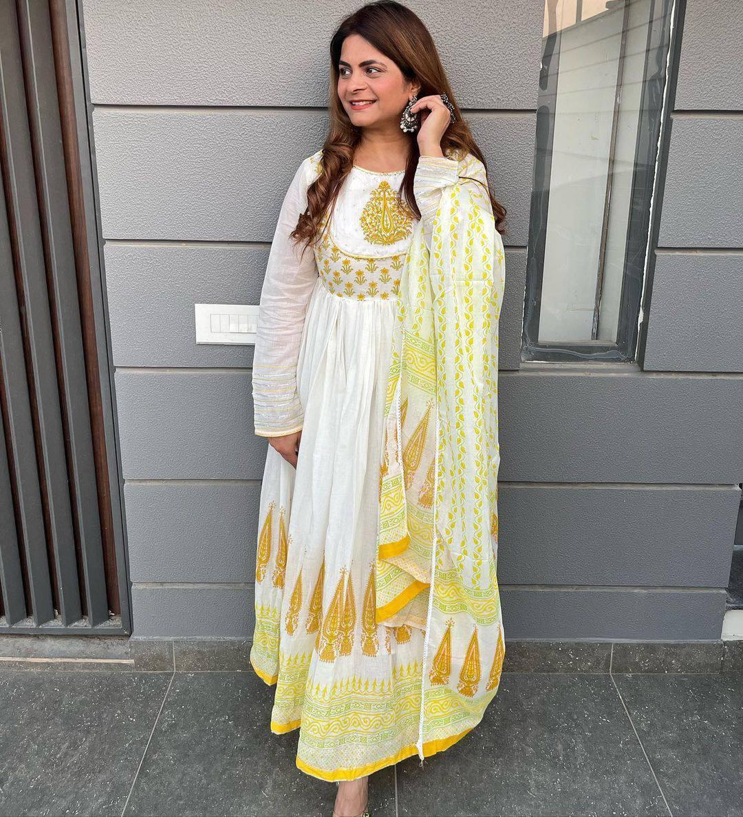 Yellow Georgette Embroidery Salwar Suit with Dupatta - Indiakreations