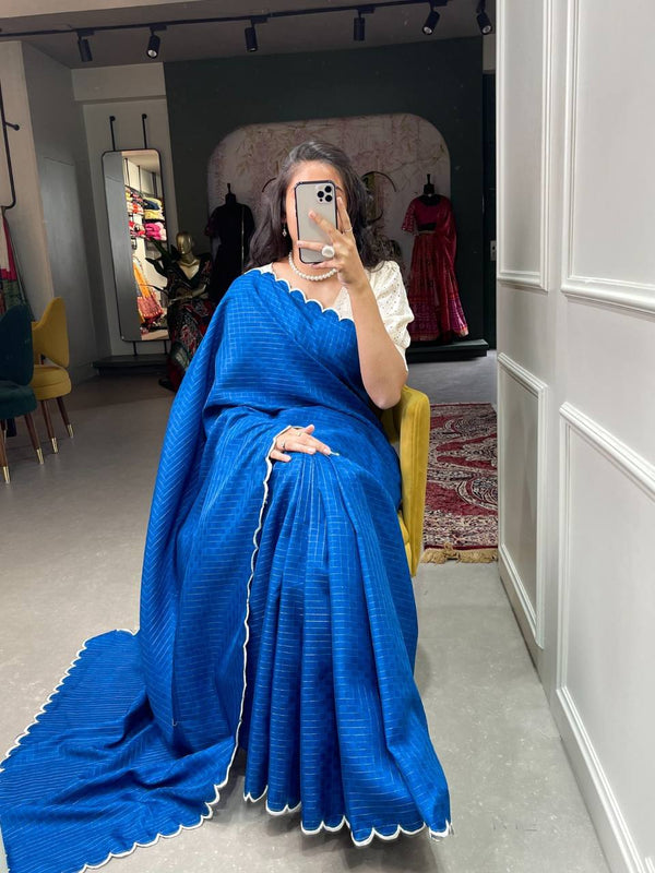 Blue Gadhawal Chex Saree