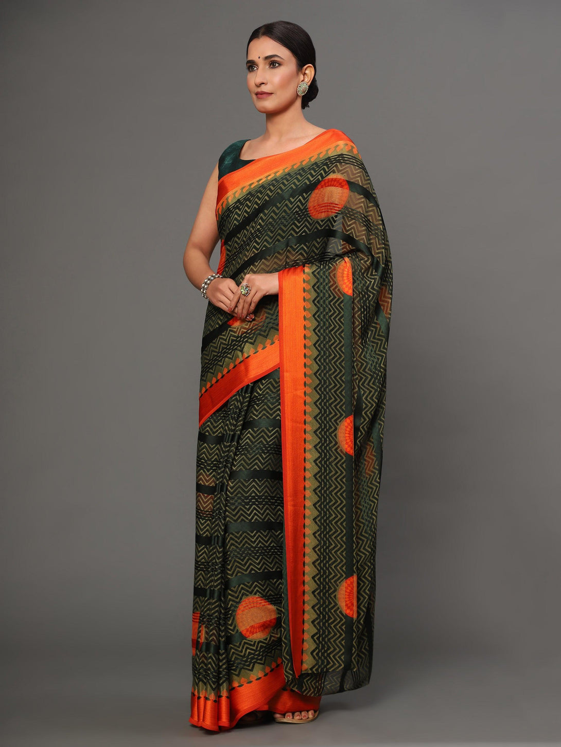 Women's Green Color Beautiful Ethnic Wear Printed Saree - AAISHREE - Indiakreations