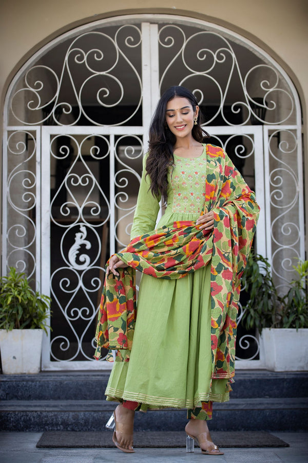 Women's Green Floral Print Anarkali Suit Set - KAAJH